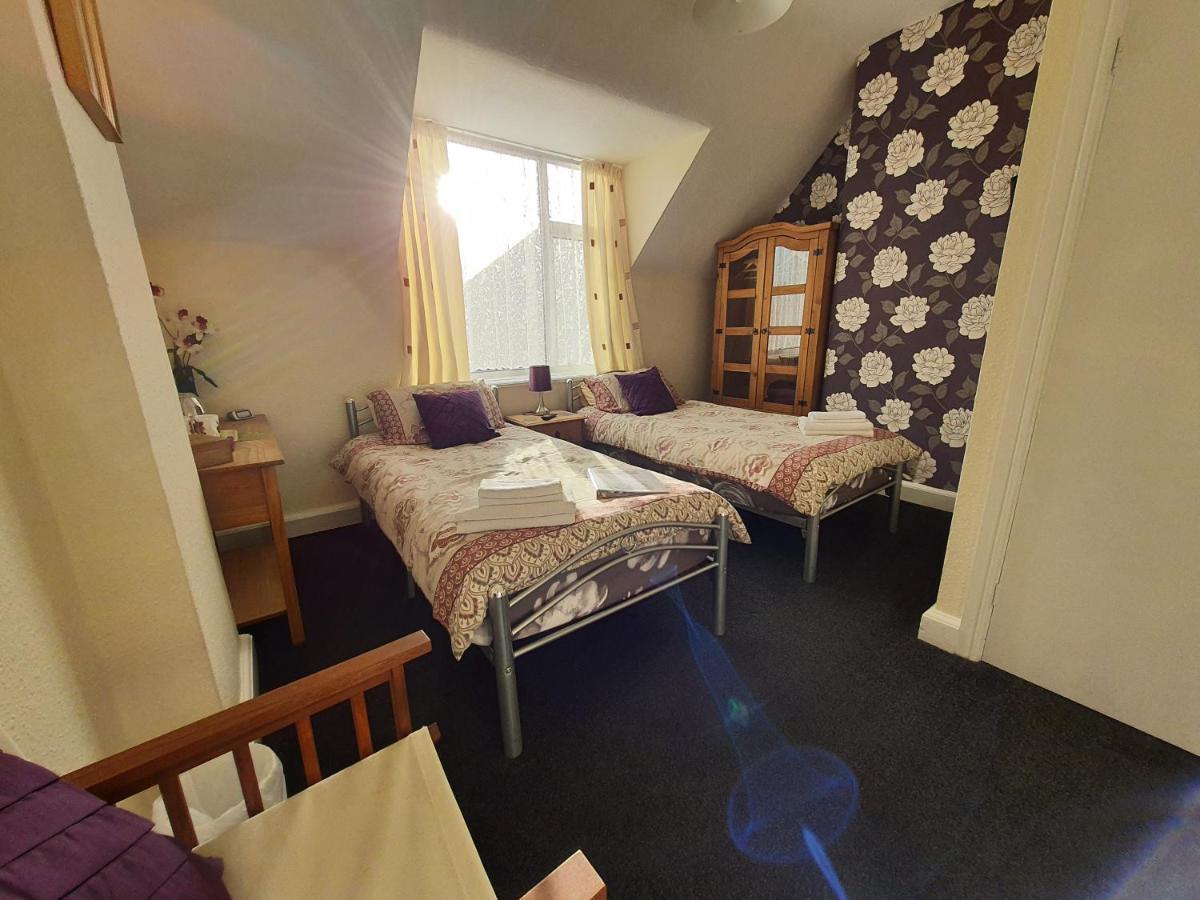 Caxton House Bed & Breakfast Skegness Bagian luar foto