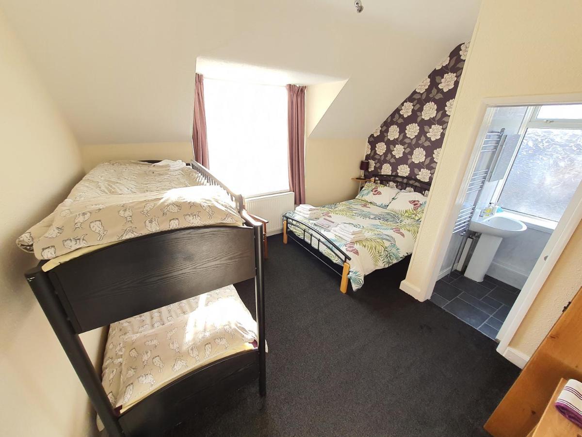 Caxton House Bed & Breakfast Skegness Bagian luar foto